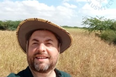 autor_nakrycie_glowy