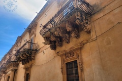 Noto