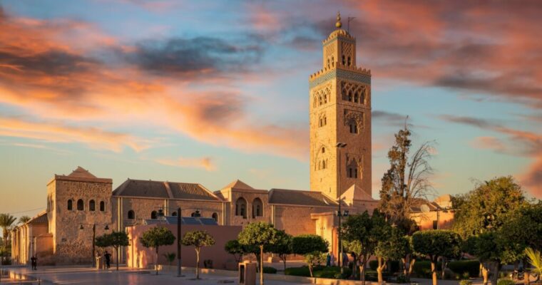 Marrakesz — serce Maroka, gdzie tradycja miesza się z kolorem piasku